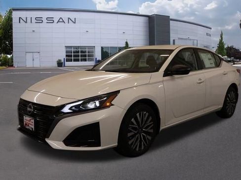 New 2026 Nissan Altima 2.5 SV AWD/4WD image 6