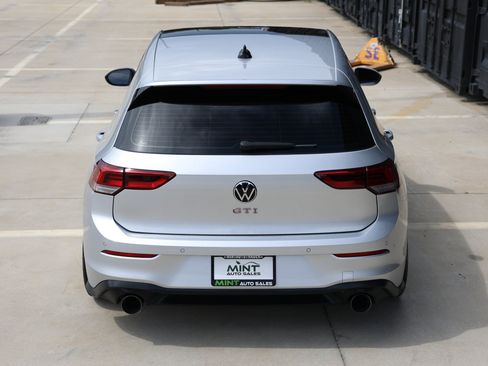 Used 2022 Volkswagen GTI SE FWD image 13