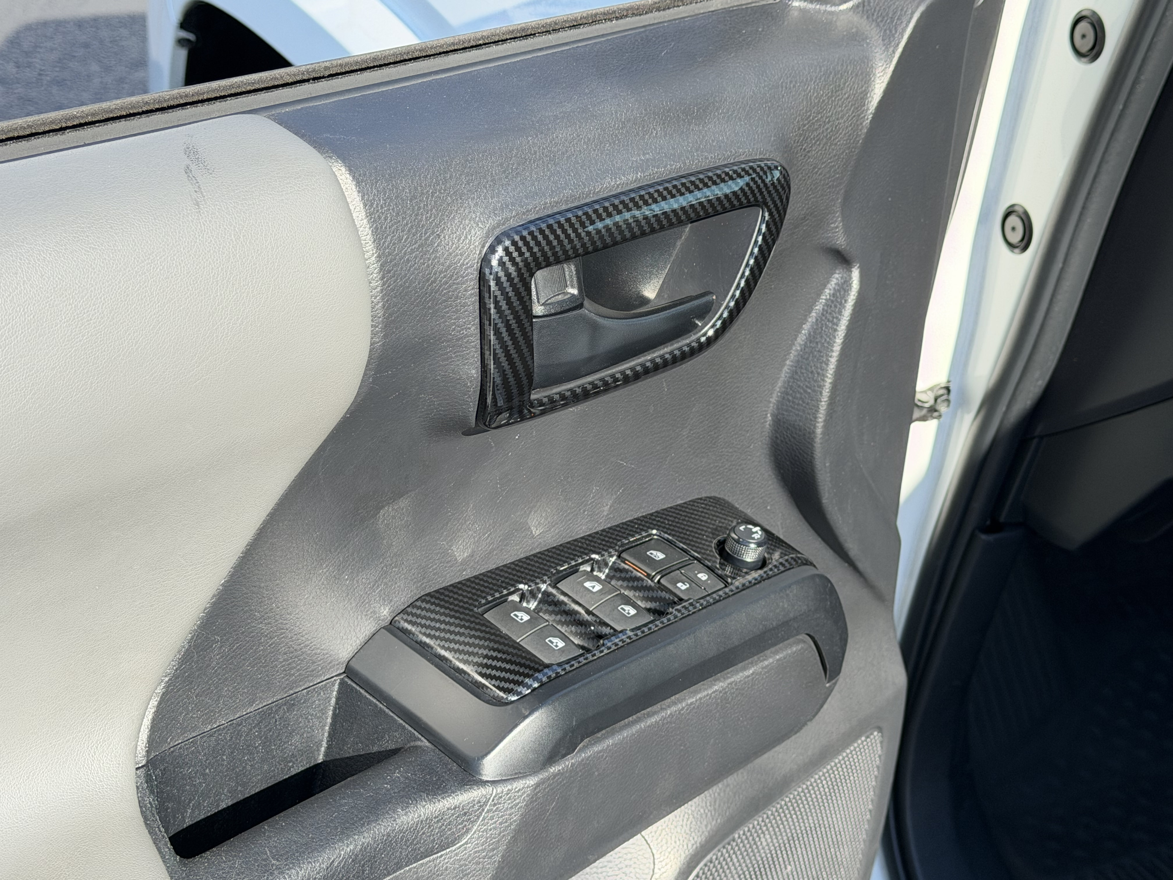 Certified 2023 Toyota Tacoma SR AWD/4WD image 20