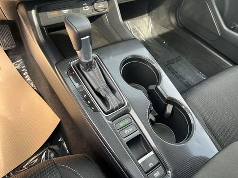 Used 2024 Honda Civic EX image 23