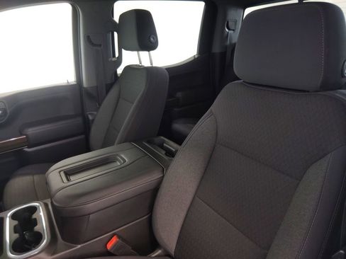 Used 2021 Chevrolet Silverado 1500 LT Trail Boss w/ Convenience Package II image 33