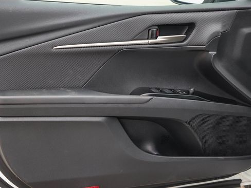 New 2026 Toyota Camry Hybrid FWD image 23