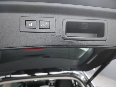 Used 2021 Subaru Forester Limited AWD/4WD image 25