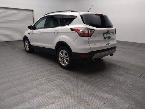 Used 2018 Ford Escape SE FWD image 5