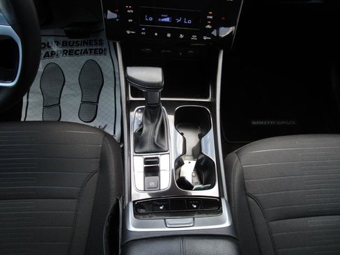 Used 2024 Hyundai Santa Cruz SEL w/ Activity Package FWD image 14