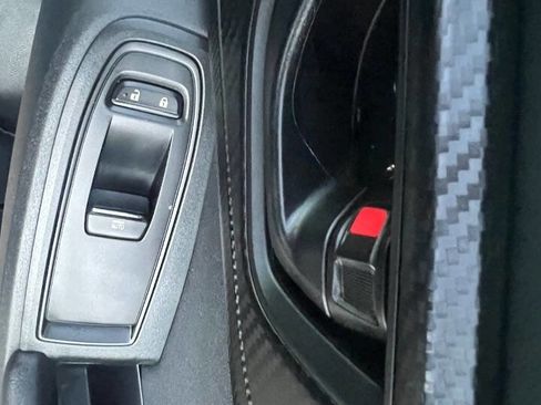 Used 2018 Subaru Impreza 2.0i AWD/4WD image 11