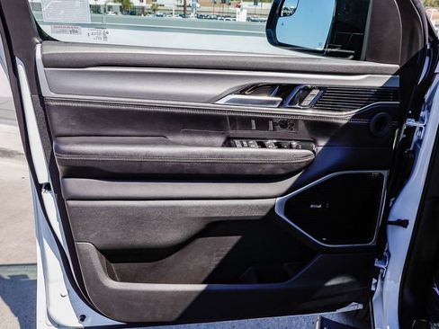 New 2026 Jeep Grand Wagoneer Limited AWD/4WD image 26
