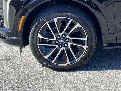 New 2026 Cadillac Optiq Sport 1 image 9