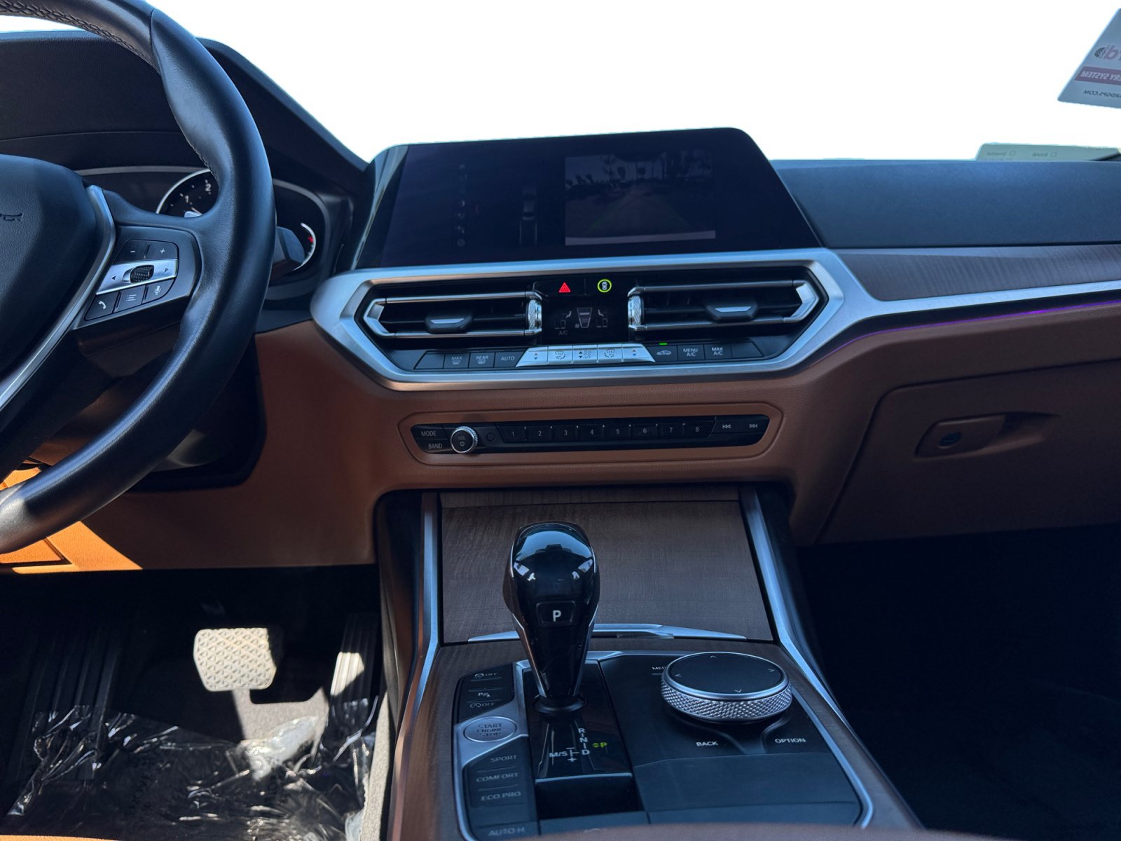 Used 2020 BMW 330i Sedan w/ Convenience Package RWD image 11