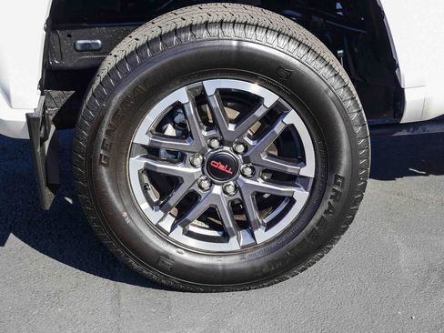 Certified 2024 Toyota Tacoma TRD Sport w/ TRD Sport Premium Package image 9