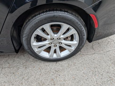 Used 2017 Chrysler 200 Limited Platinum image 25