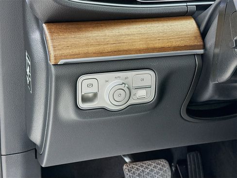 Used 2025 Mercedes-Benz GLE 350 4MATIC image 11