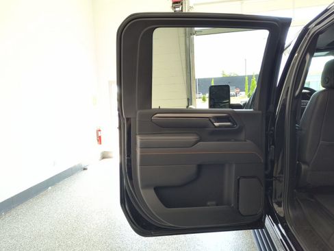 Used 2026 GMC Sierra 2500 AT4 w/ AT4 Premium Plus Package AWD/4WD image 32