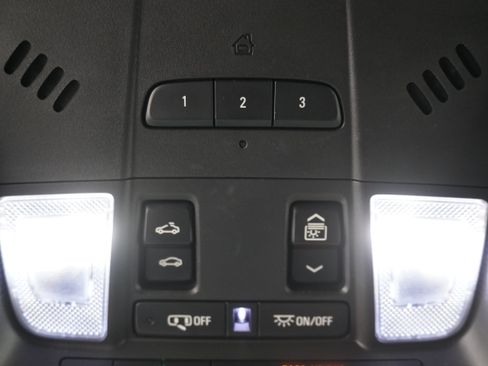 Used 2020 Cadillac XT5 Premium Luxury FWD image 26