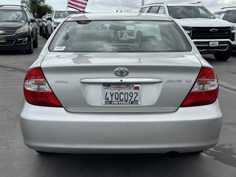 Used 2002 Toyota Camry LE FWD image 3