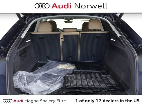Certified 2025 Audi Q8 Prestige AWD/4WD image 15