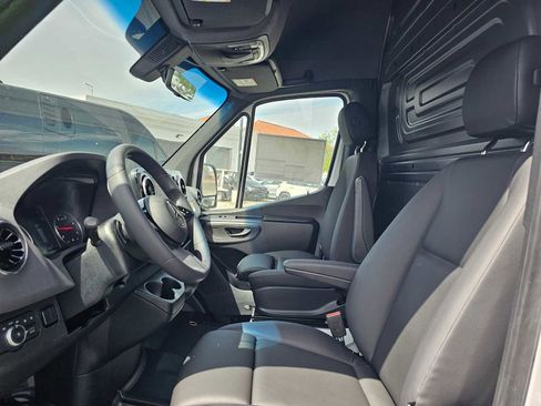 New 2026 Mercedes-Benz Sprinter 2500 image 19