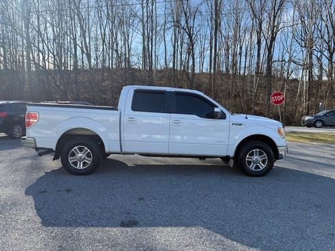 Used 2013 Ford F150 Lariat w/ Mid Equipment Group image 4