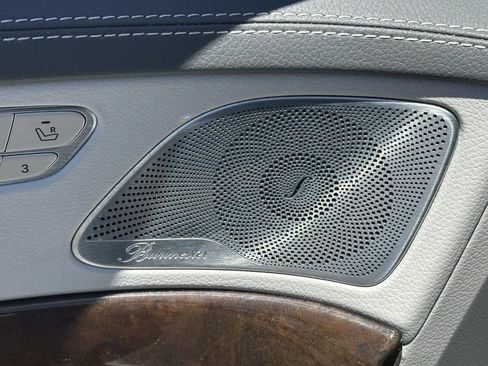 Used 2016 Mercedes-Benz S 550 Sedan image 20