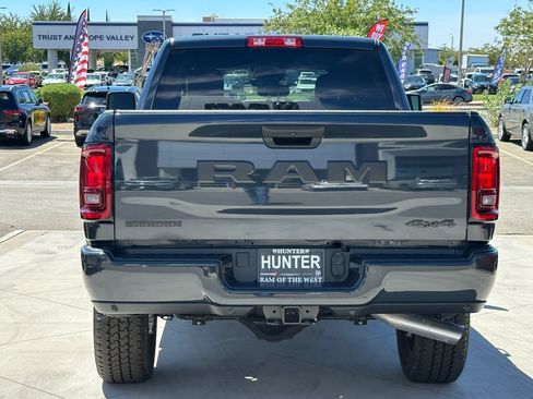 New 2026 RAM 2500 Big Horn AWD/4WD image 6