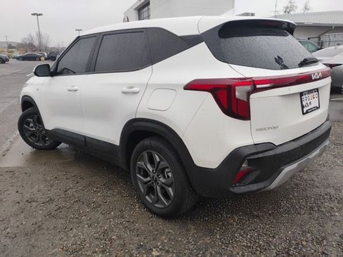 Used 2024 Kia Seltos LX image 3