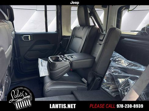 New 2025 Jeep Wrangler Unlimited Sahara image 16