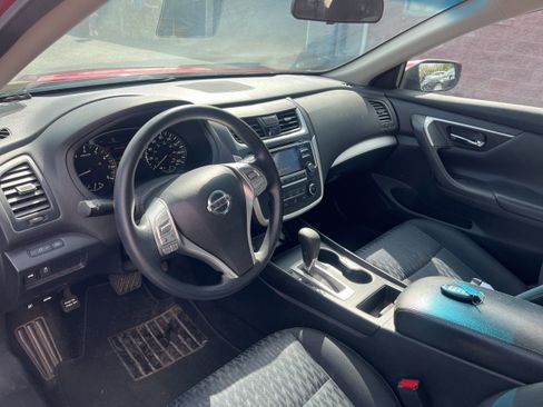Used 2018 Nissan Altima 2.5 S w/ S Convenience Package image 10