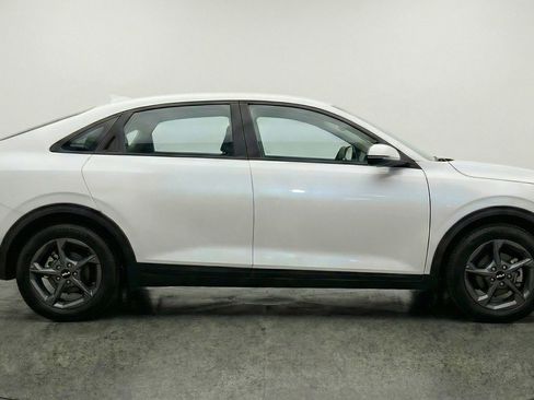 Used 2025 Kia K4 LXS image 11