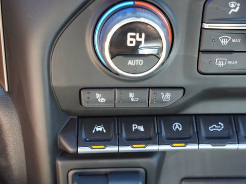 Certified 2021 Chevrolet Silverado 1500 High Country w/ Technology Package image 31