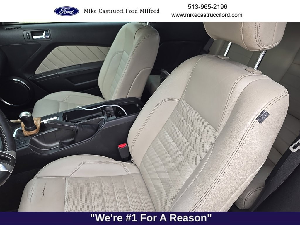 Used 2012 Ford Mustang GT Premium w/ Electronics Pkg RWD image 10
