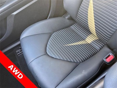 Used 2023 Toyota Camry SE w/ Blackout Package (TMS) image 27