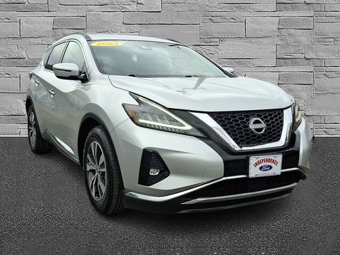 Used 2023 Nissan Murano SV image 2