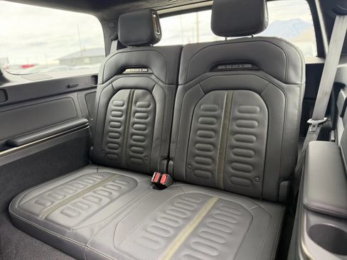 Used 2022 Rivian R1S Launch Edition Quad AWD/4WD image 20