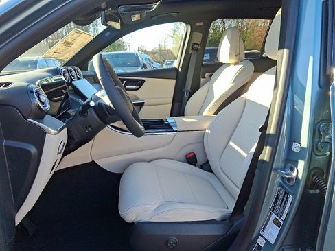 New 2026 Mercedes-Benz GLC 300 4MATIC image 8