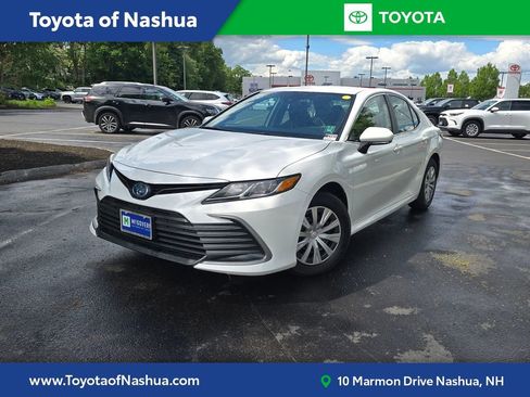 Certified 2024 Toyota Camry LE FWD image 1