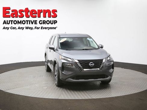 Used 2023 Nissan Rogue SV image 51