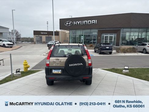 Used 2005 Honda CR-V LX image 8