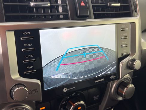 Used 2020 Toyota 4Runner SR5 Premium AWD/4WD image 29