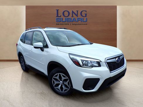 Used 2020 Subaru Forester Premium AWD/4WD image 5