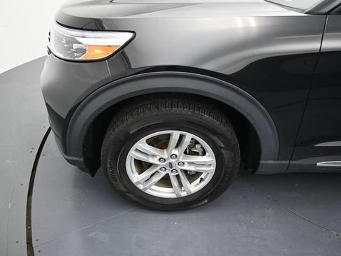 Used 2022 Ford Explorer XLT w/ Class IV Trailer Tow Package image 9