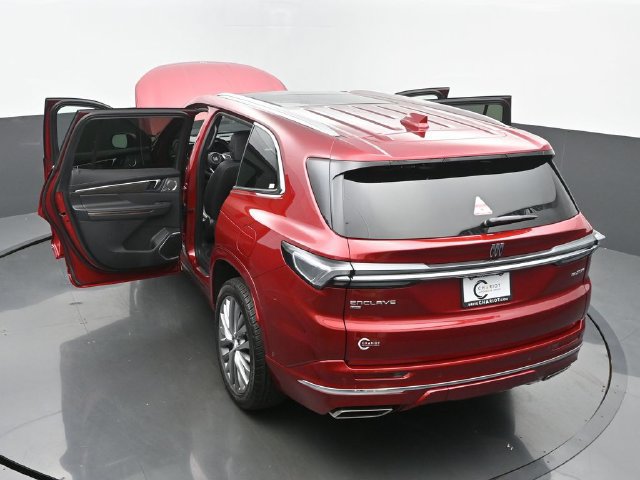 Used 2026 Buick Enclave Avenir w/ Super Cruise Package AWD/4WD image 66