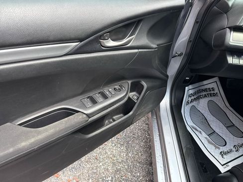 Used 2020 Honda Civic LX image 12