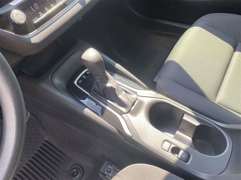 Used 2024 Toyota Corolla LE image 22