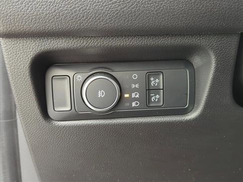 Used 2025 Ford Ranger XLT w/ Equipment Group 301A High AWD/4WD image 11