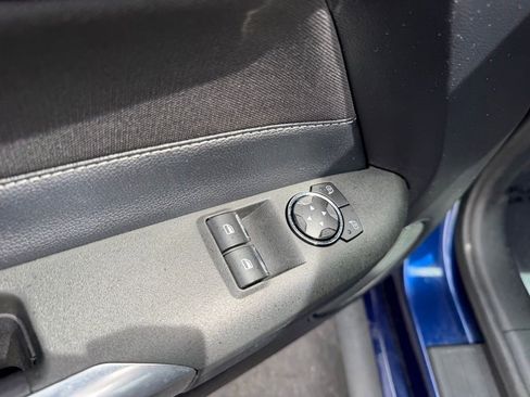 Used 2018 Ford Mustang Coupe RWD image 17