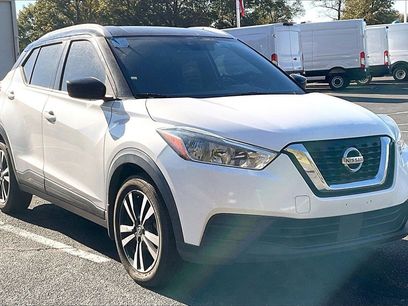 Used 2020 Nissan Kicks SV