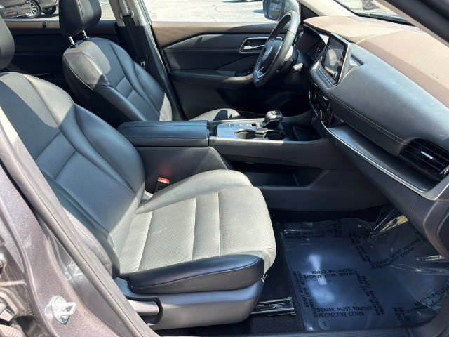 Used 2021 Nissan Rogue SV w/ Premium Package FWD image 15