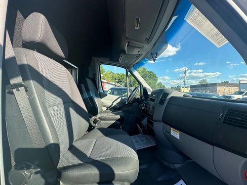 Used 2013 Mercedes-Benz Sprinter 3500 image 11