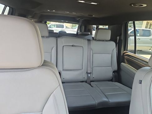 Certified 2024 GMC Yukon XL SLT AWD/4WD image 24