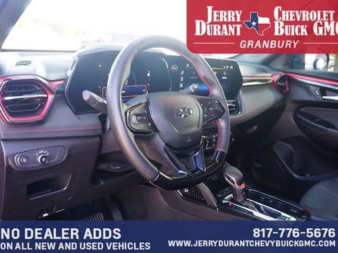 Used 2025 Chevrolet TrailBlazer RS w/ Convenience Package FWD image 19